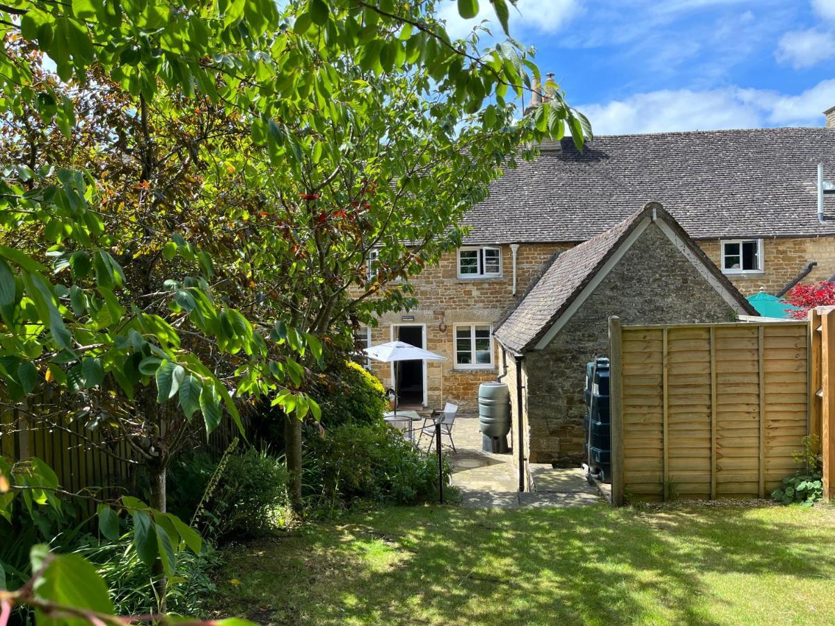 Clover Cottage Wyck Rissington Ngoại thất bức ảnh